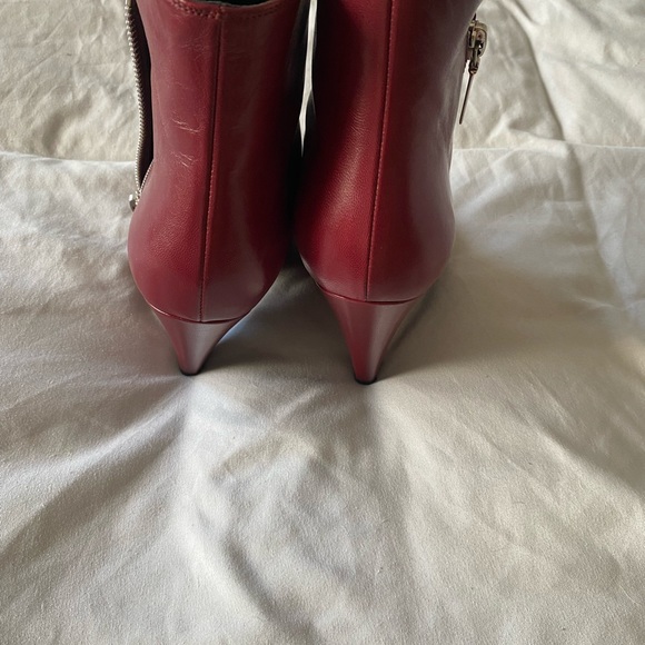 Boots - Picture 14 of 14